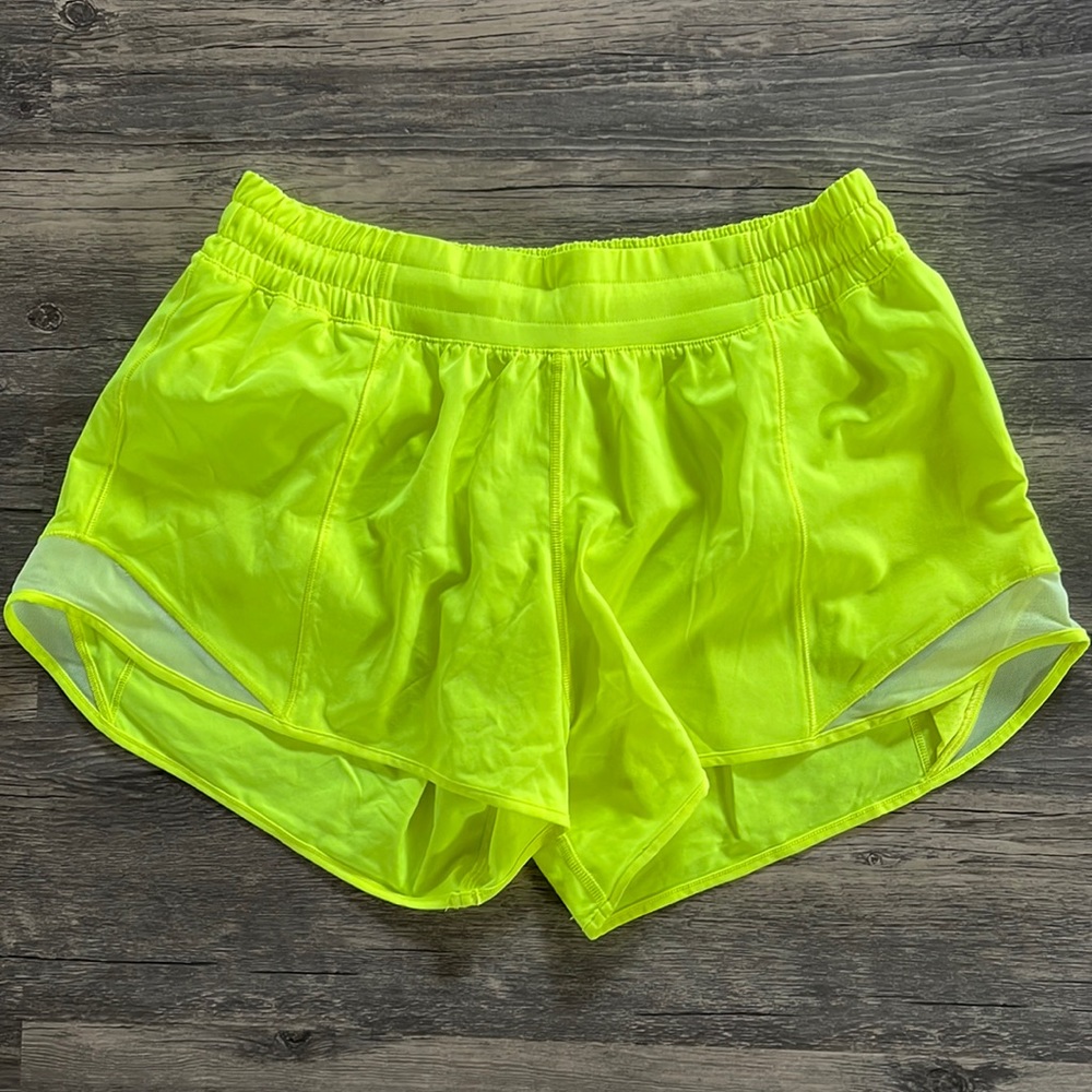 Womens Hotty Hot 4’ Shorts Lululemon